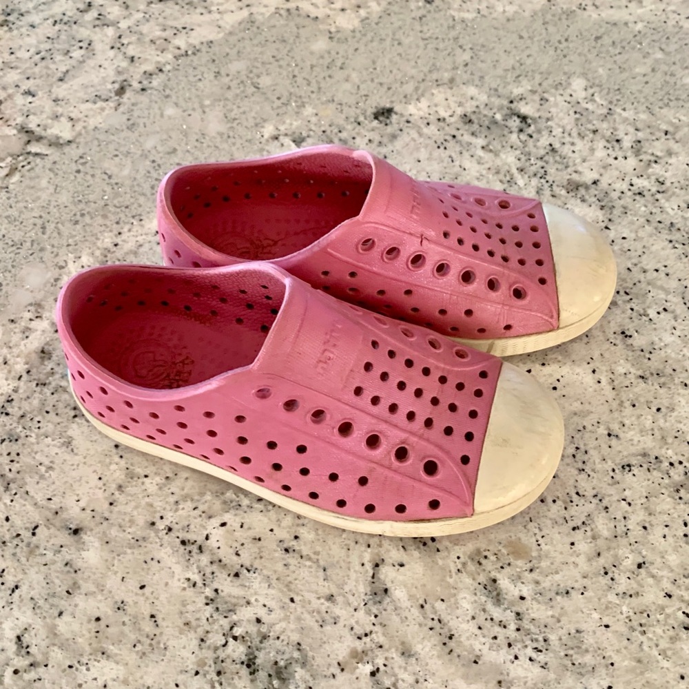 Native pink iridescent. Size toddler 10